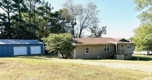 744 Cardinal Rd Road, Carbondale, IL