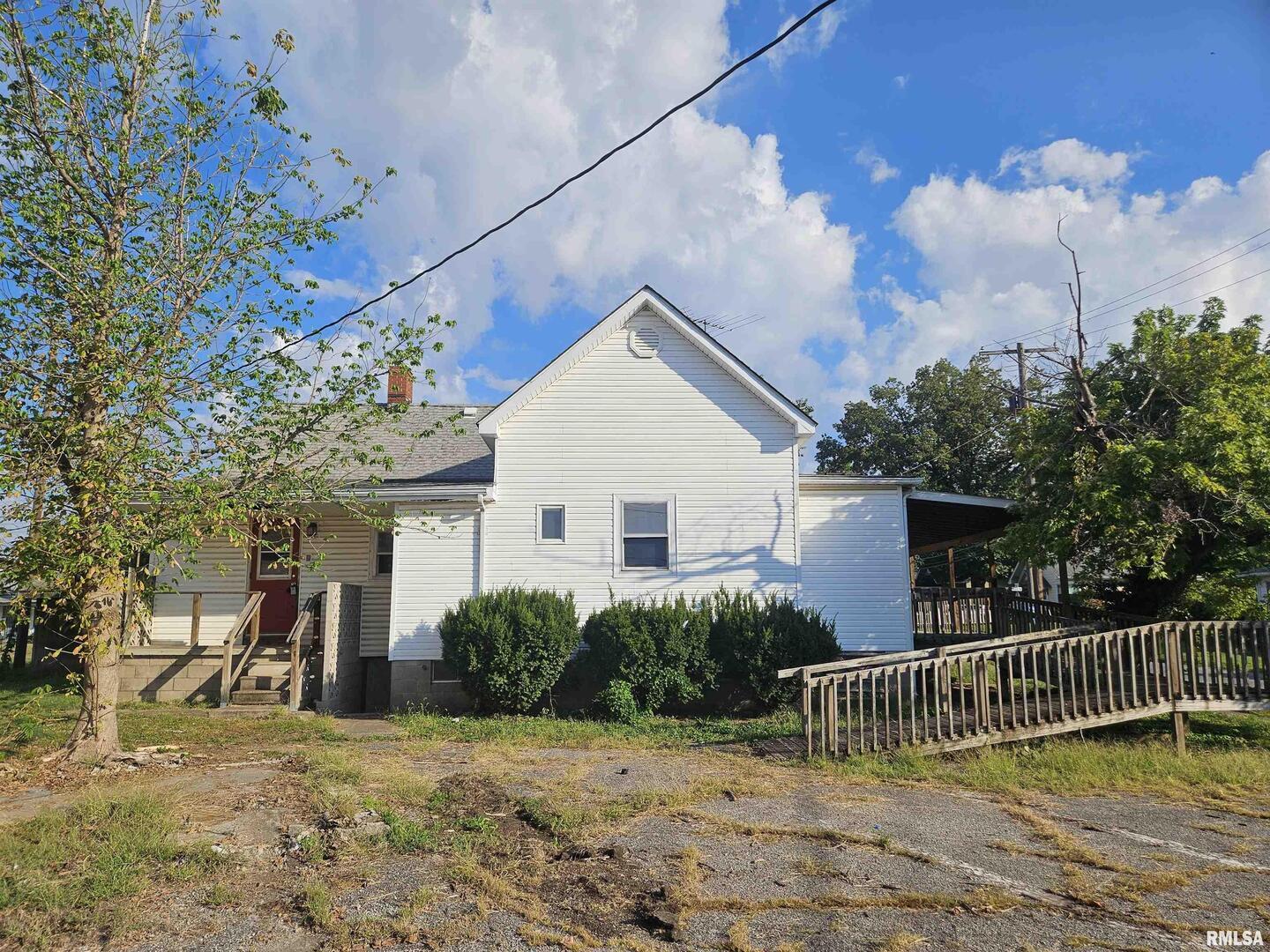 1105 Organ Street, Eldorado, IL