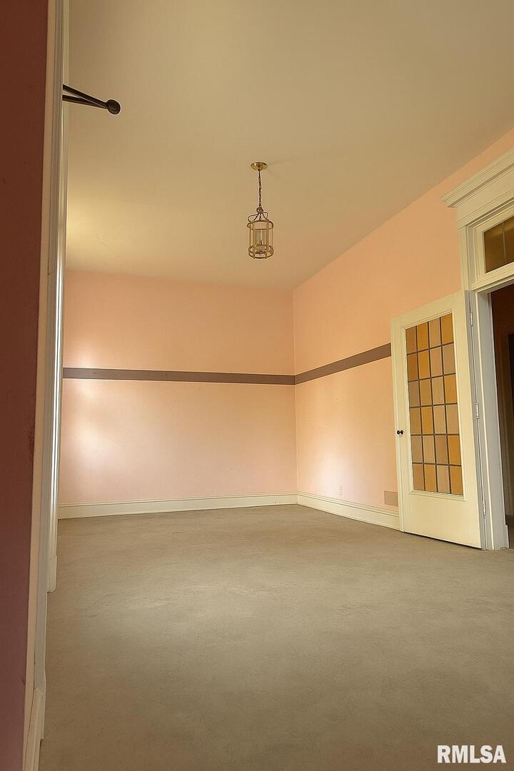 421 E BROADWAY, Centralia, IL