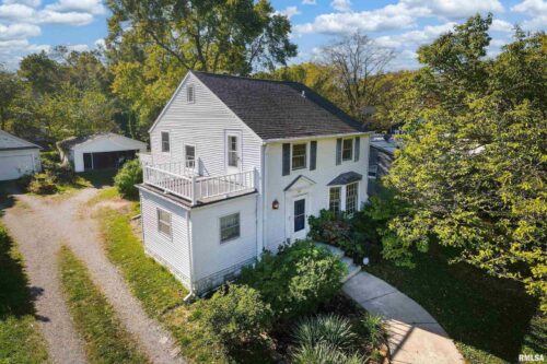 711 W ELM Street, Carbondale, IL