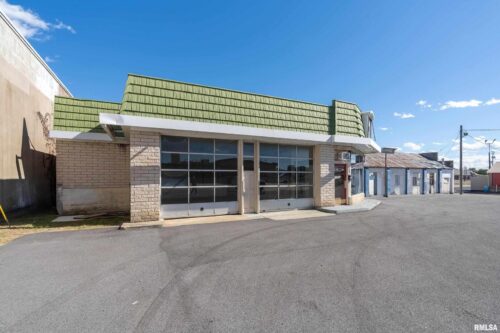 201 N COURT Street, Marion, IL