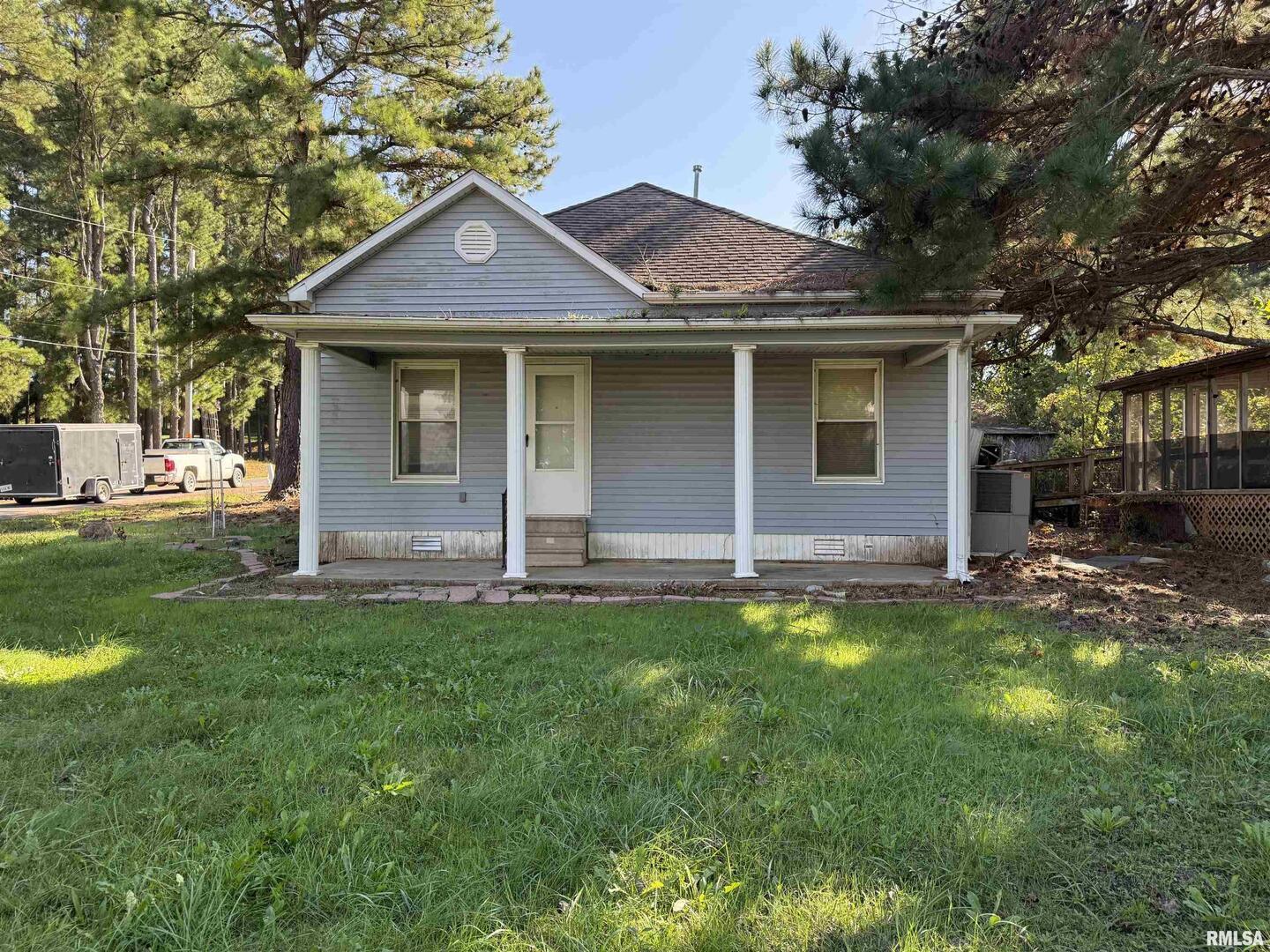 967 N Bunker Street, Equality, IL