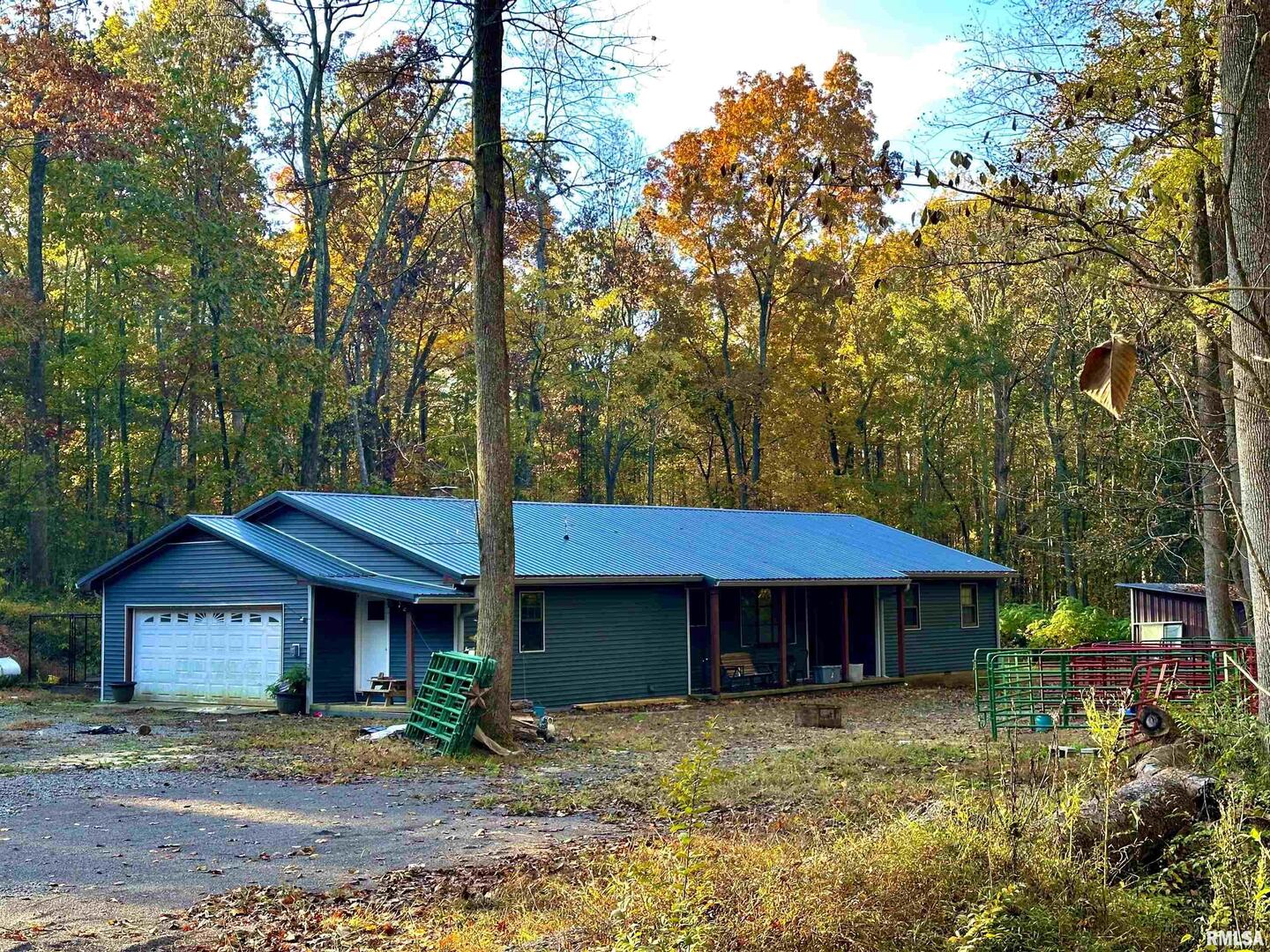 718 Karbers Ridge Road, Elizabethtown, IL