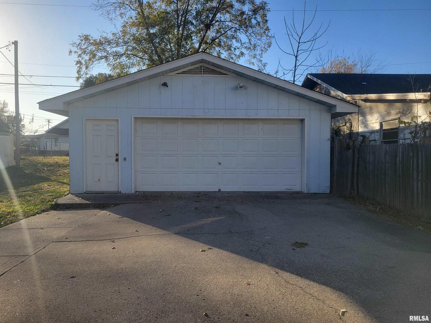 705 S 11th St Street, Herrin, IL