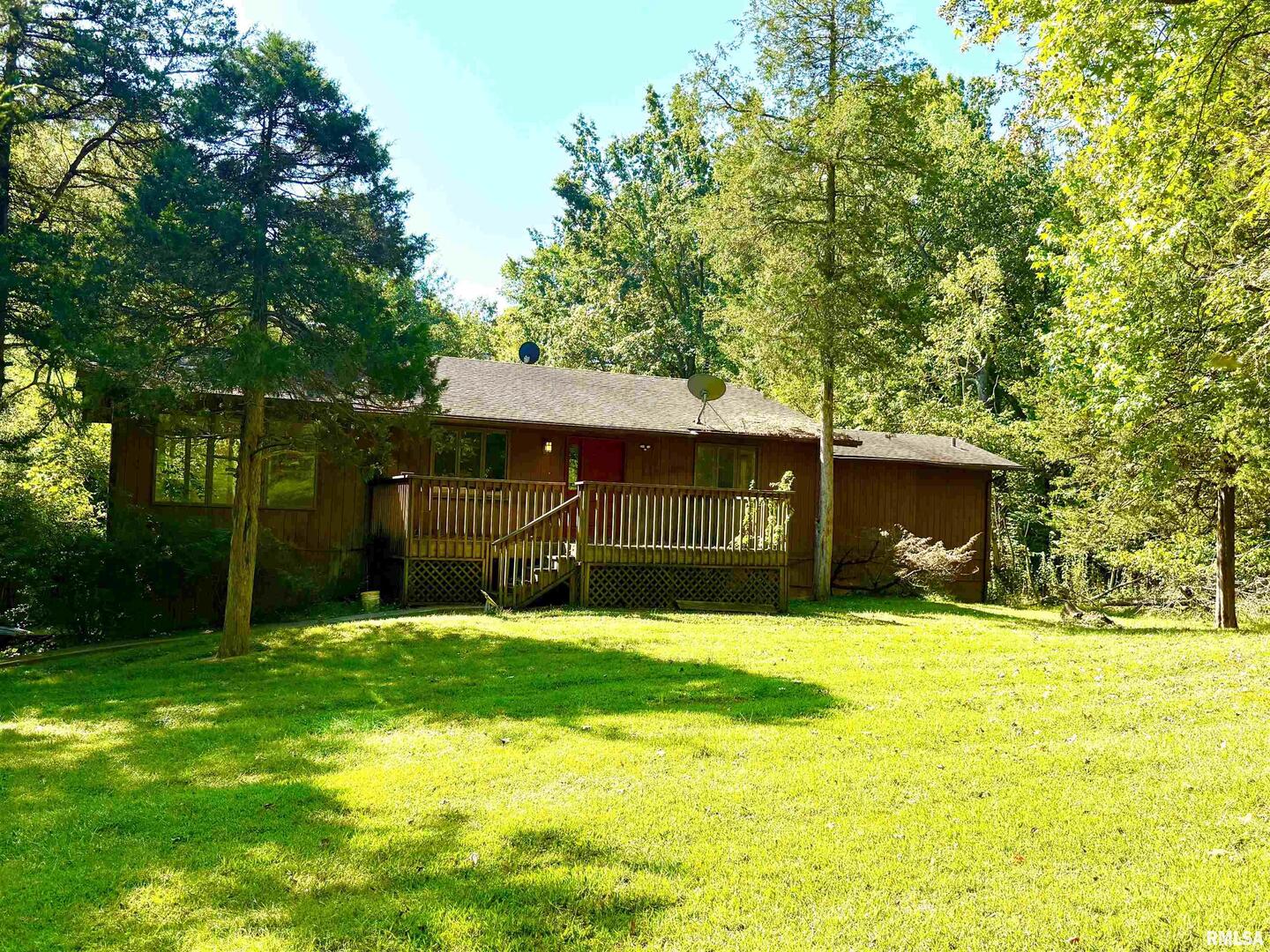 592 Brush Hill Road, Carbondale, IL