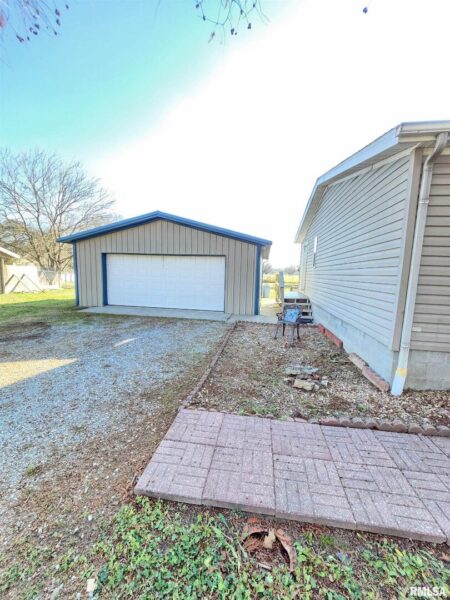 37 JANET Street, Murphysboro, IL