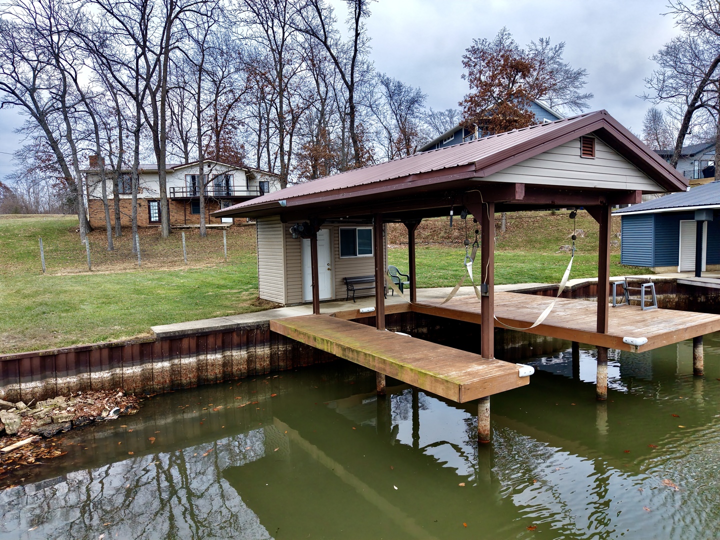 15981 HILLCREST Drive, Effingham, IL