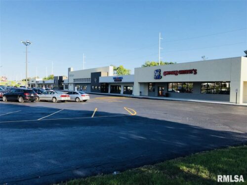 903 E KIMBERLY Road #2, Davenport, IA