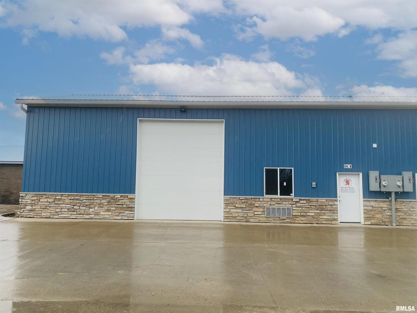 7217 NORTHWEST Boulevard #4A, Davenport, IA