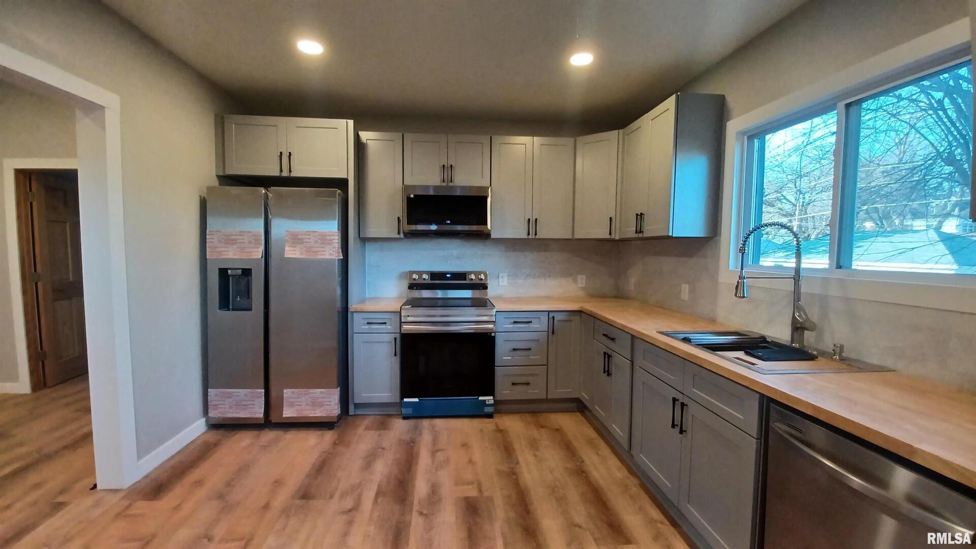 822 6th Avenue, Clinton, IA