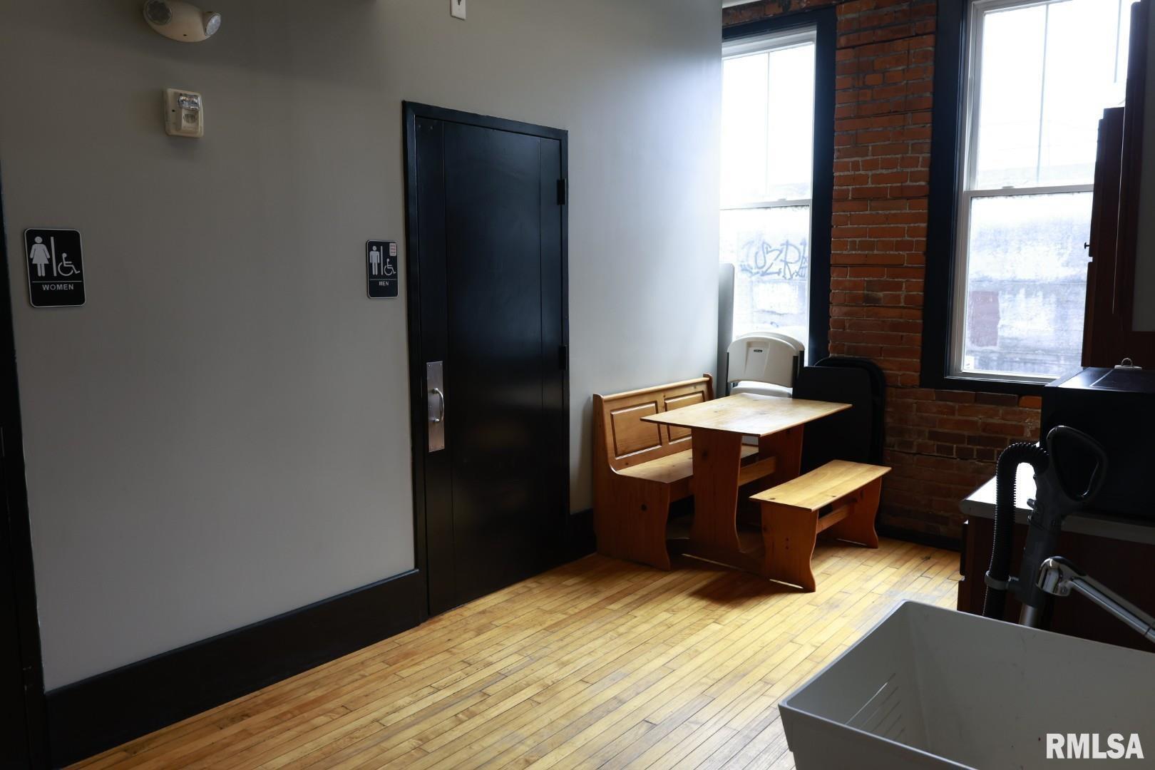 735 FEDERAL Street #202, Davenport, IA