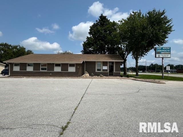 379 AVENUE OF THE CITIES, East Moline, IL