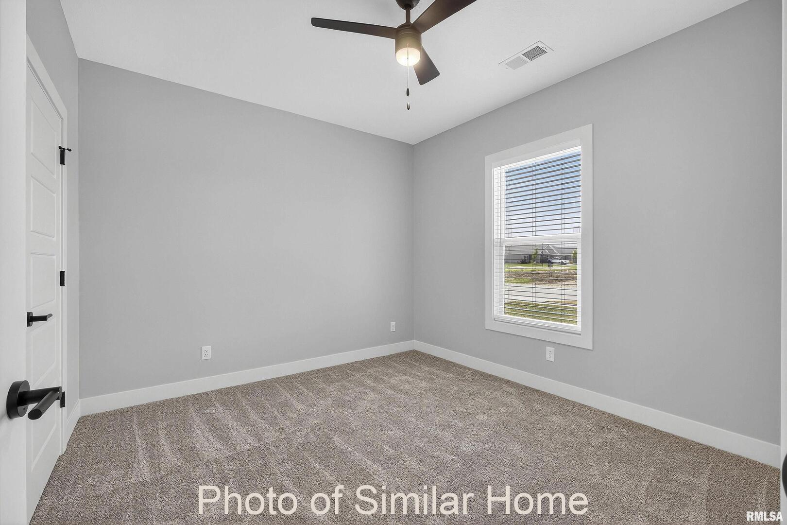 541 N 4TH Avenue, Eldridge, IA