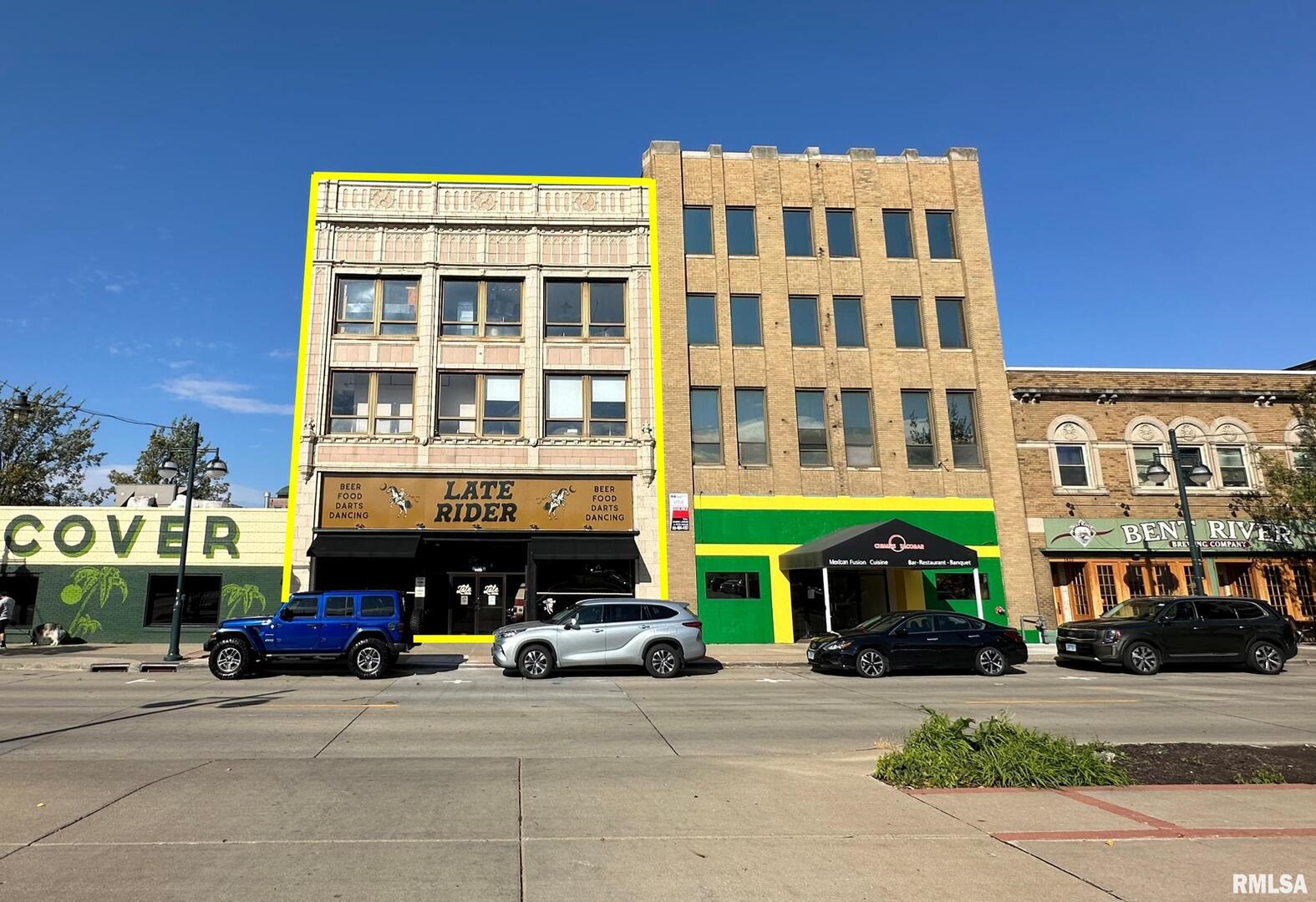 1405 5TH Avenue, Moline, IL