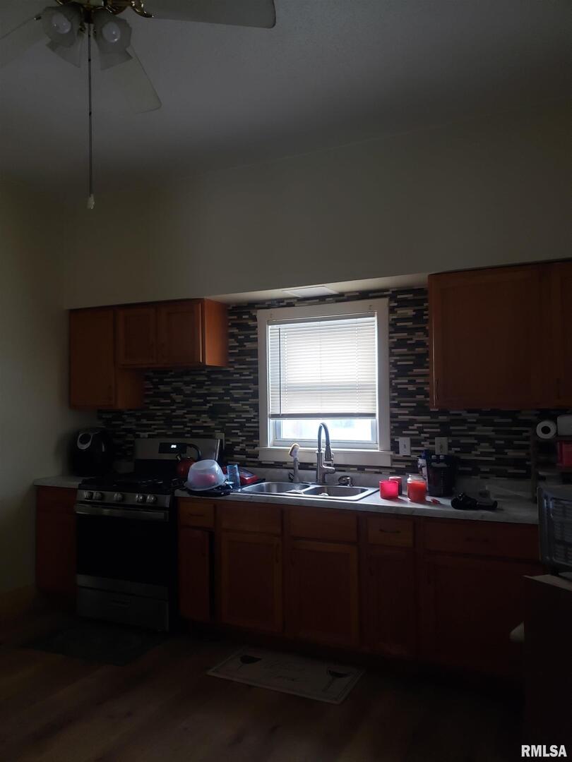 1728 8TH Avenue, Rock Island, IL