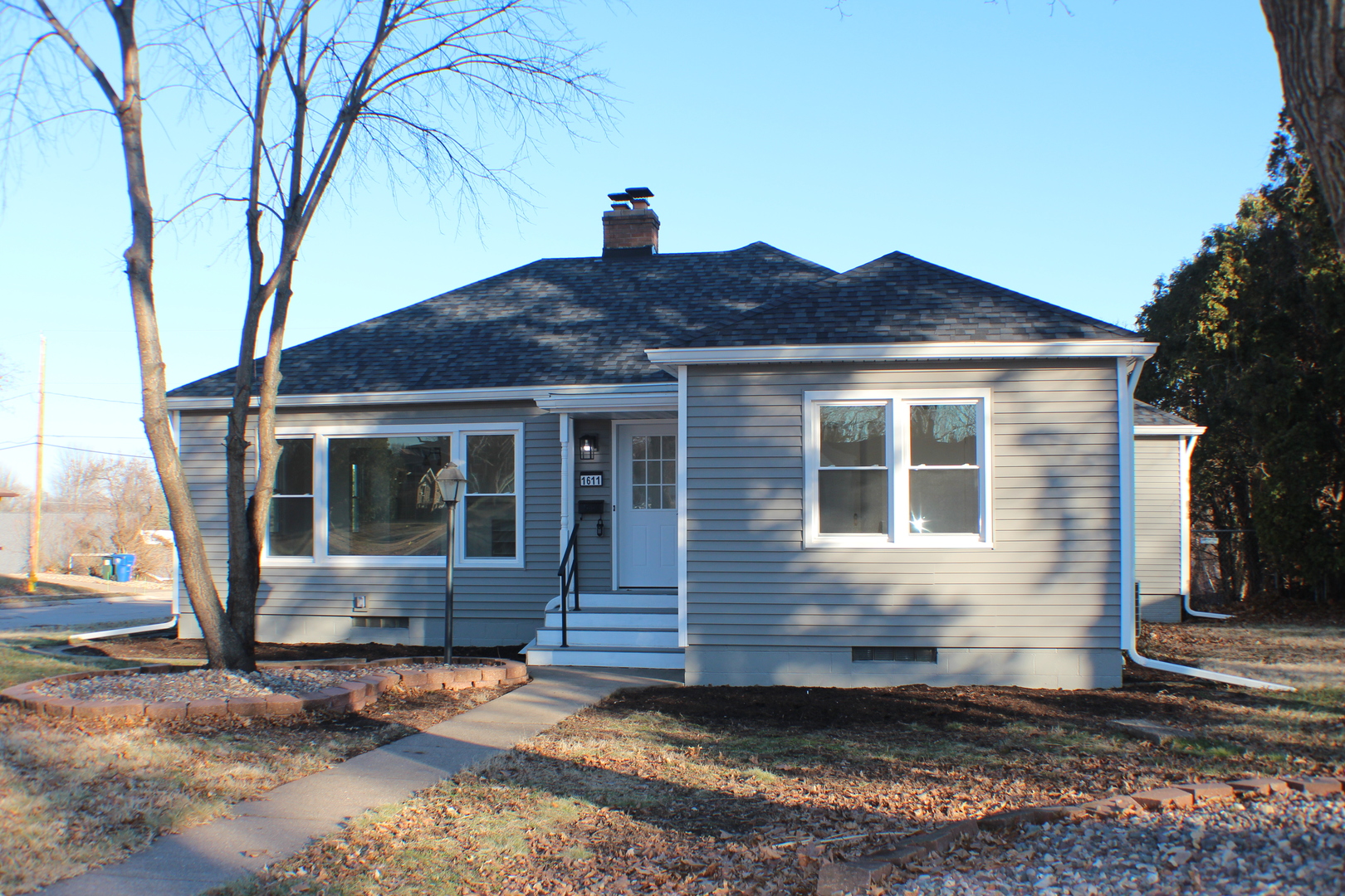 1611 Coffelt Ave, Davenport, IA