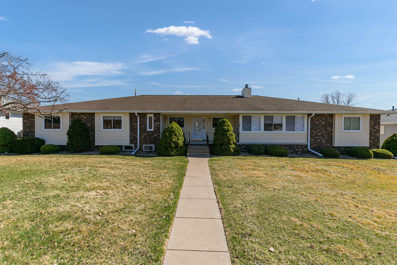 4704 9th Street #2, East Moline, IL
