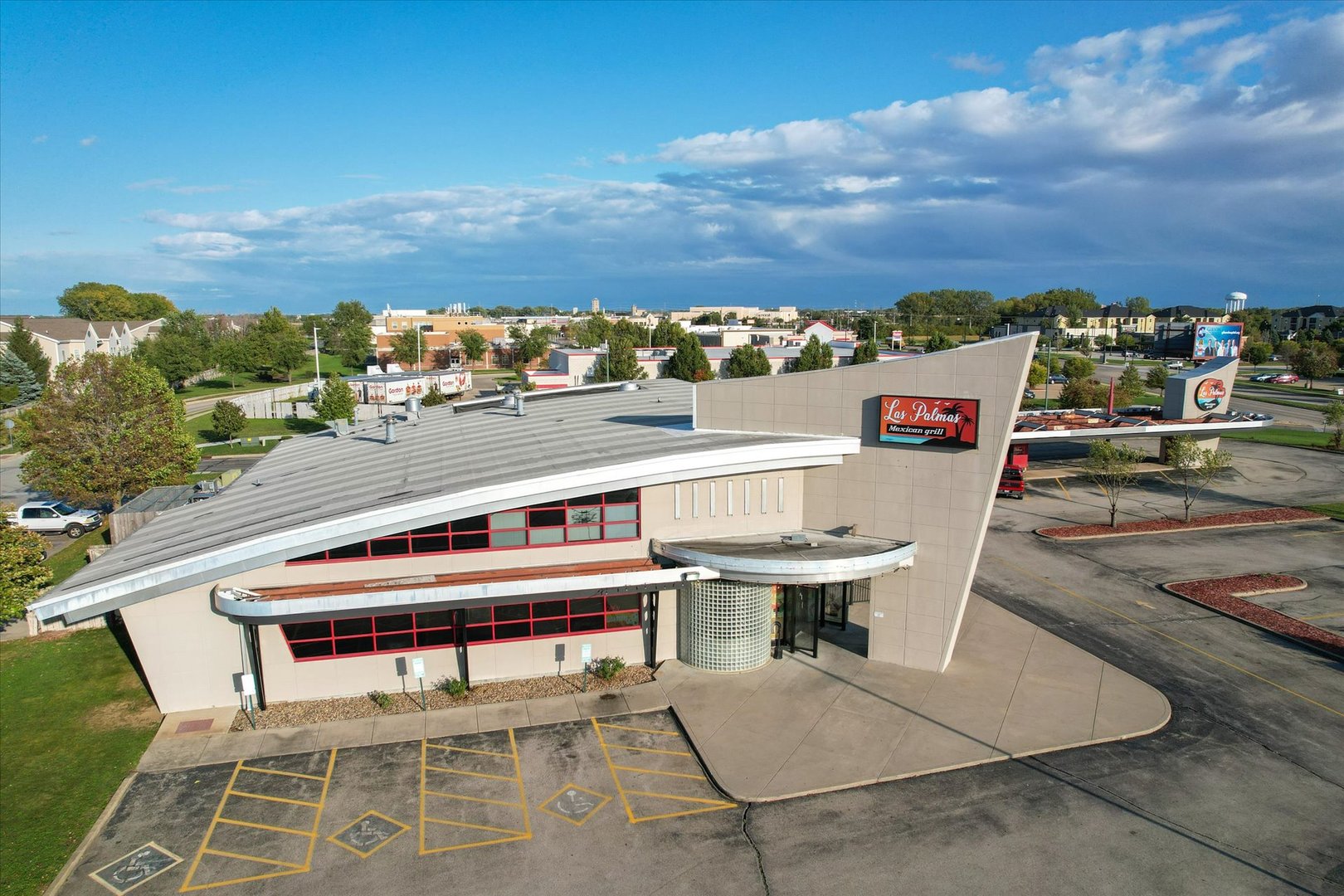 608 W TOWN CENTER Boulevard, Champaign, IL