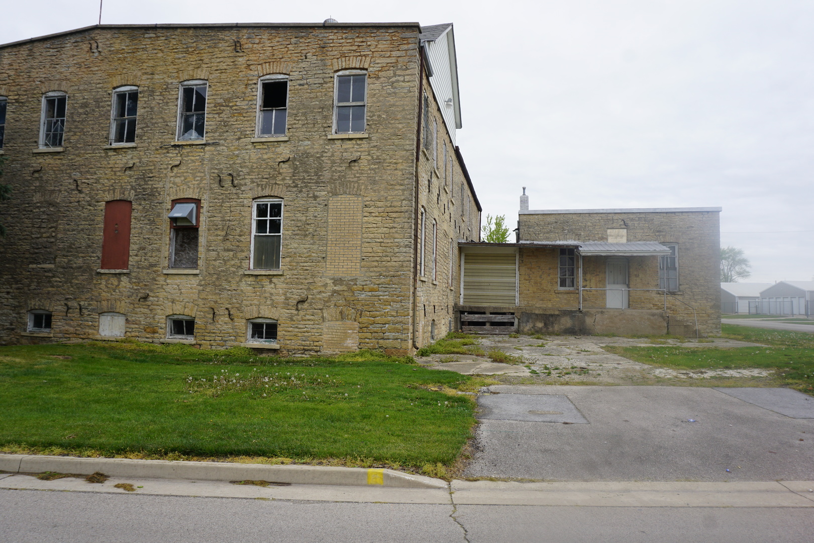 203 W 2nd Street, Gilman, IL