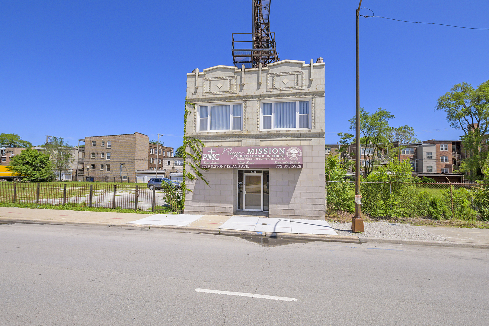 7739 S Stony Island Avenue, Chicago, IL