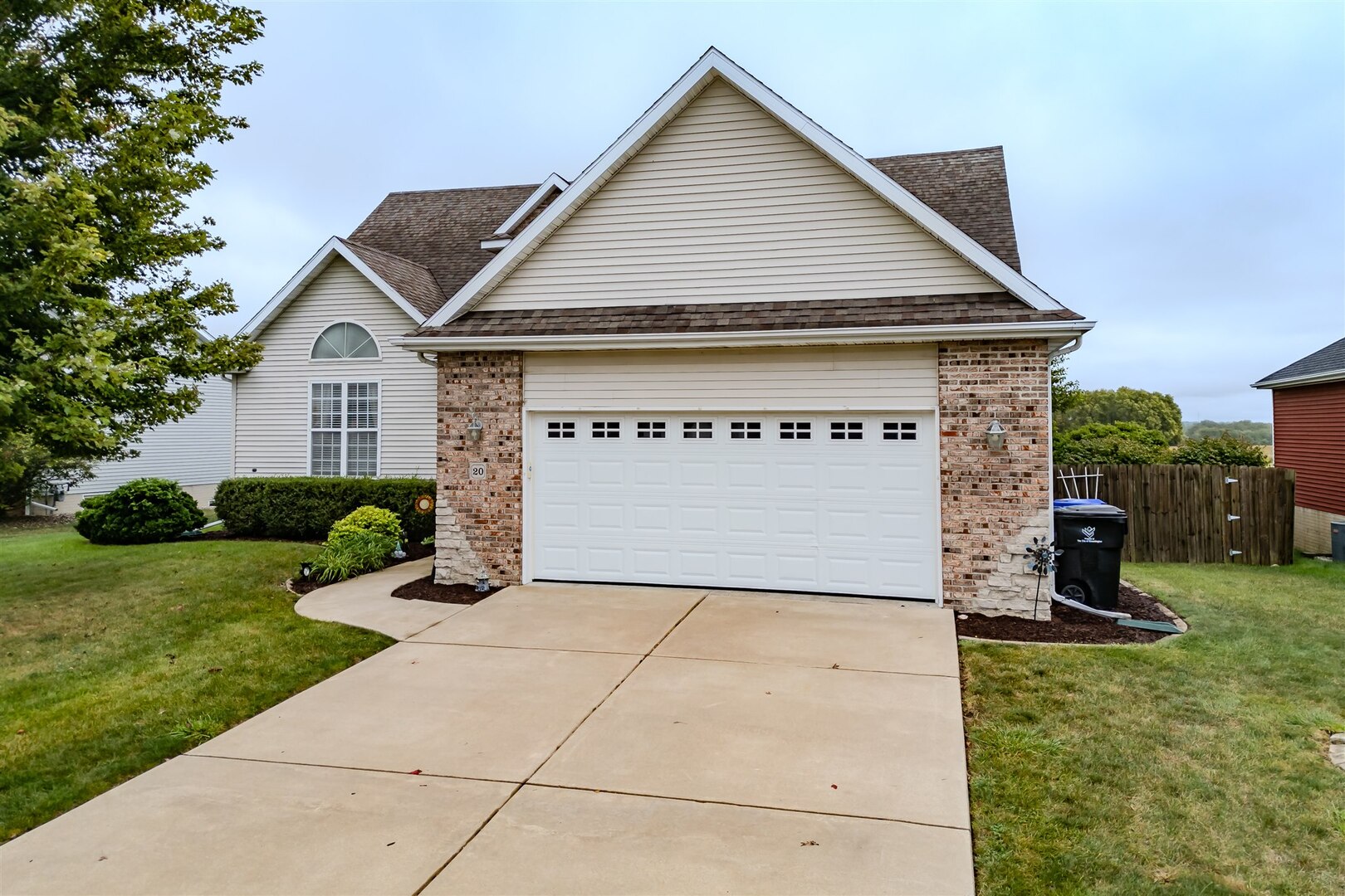 20 Fedor Circle, Bloomington, IL