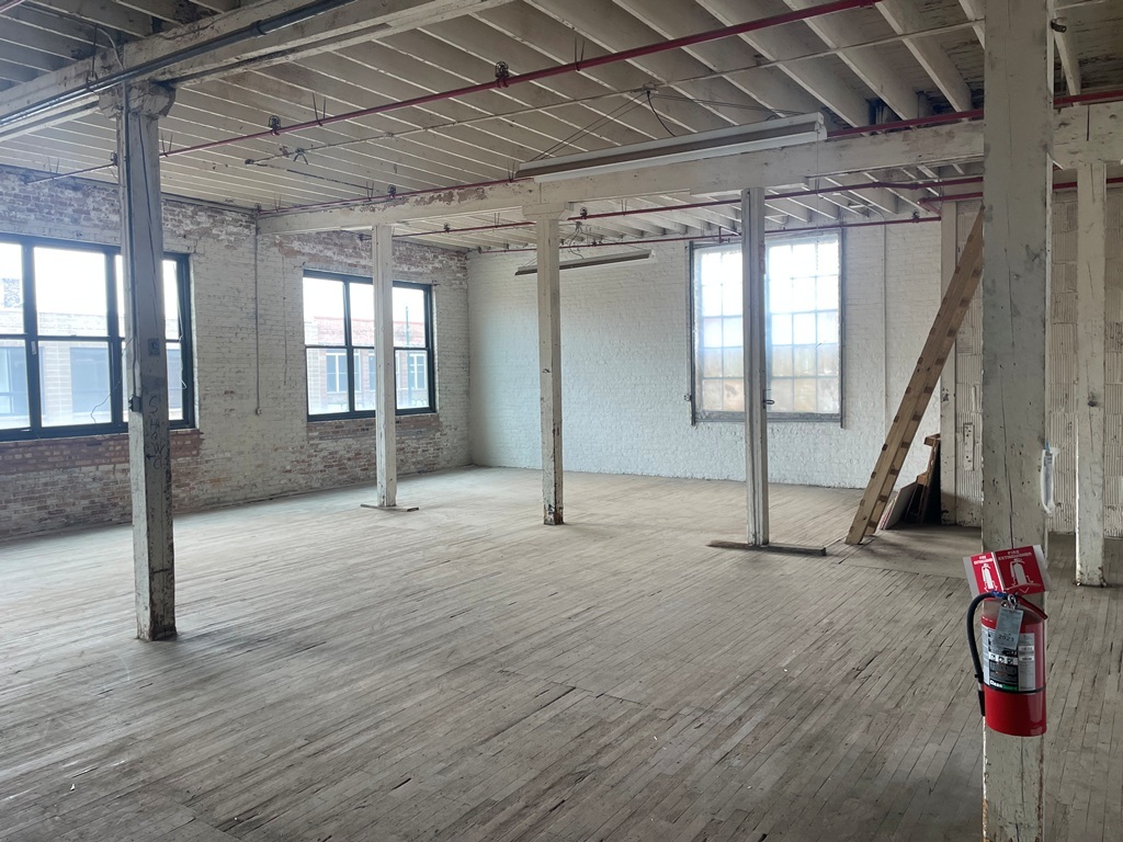 1622-24 W Carroll Avenue, Chicago, IL