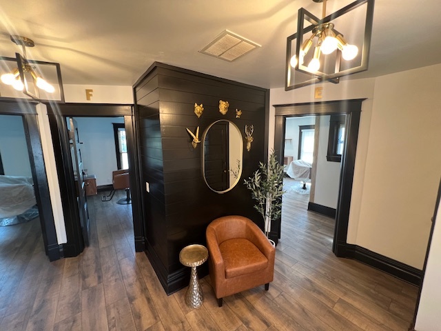 210 N Madison Street, Woodstock, IL