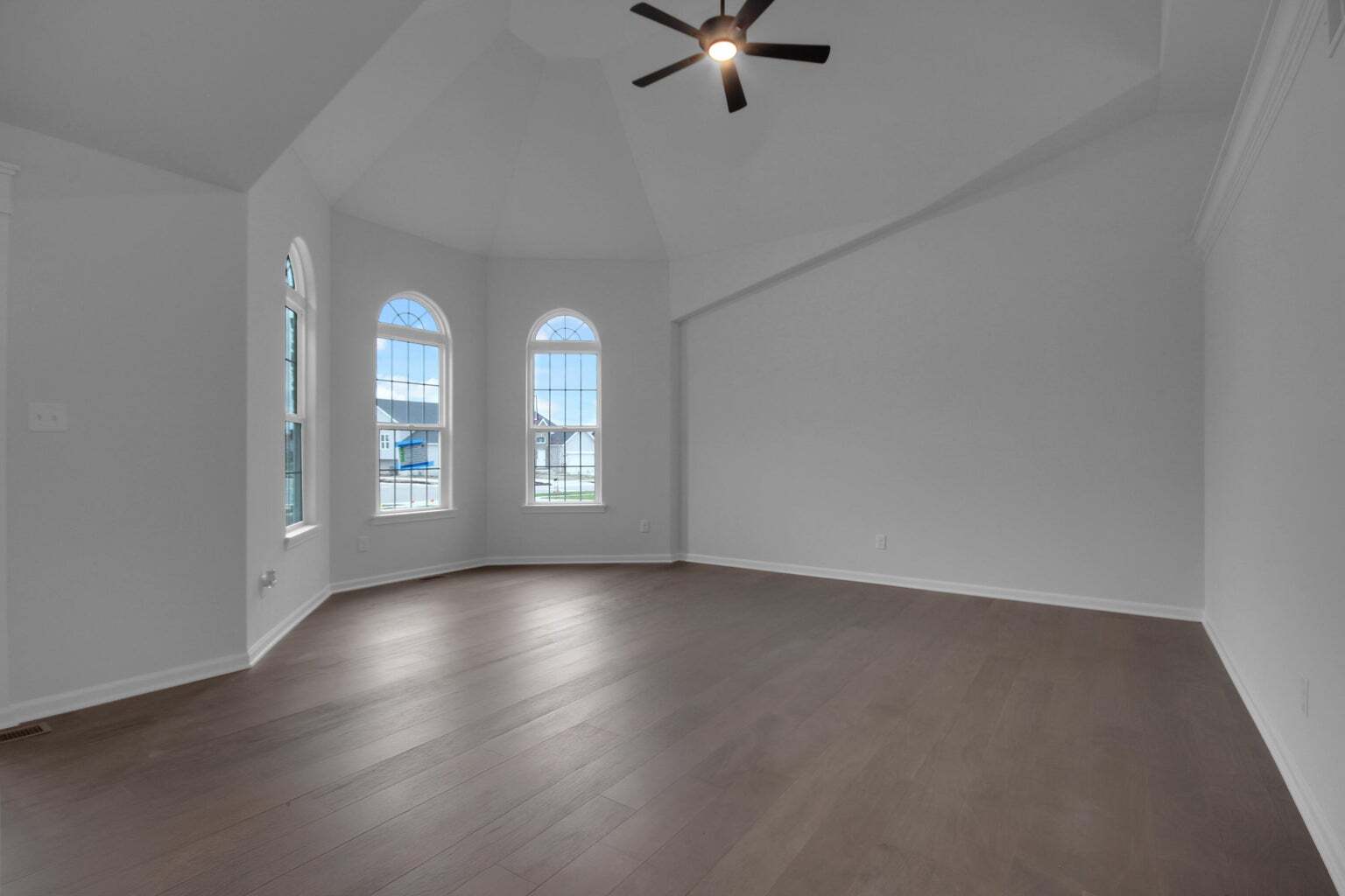 3008 W 82nd Place, Merrillville, IN