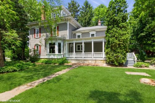100 E Miller Avenue, Hinckley, IL