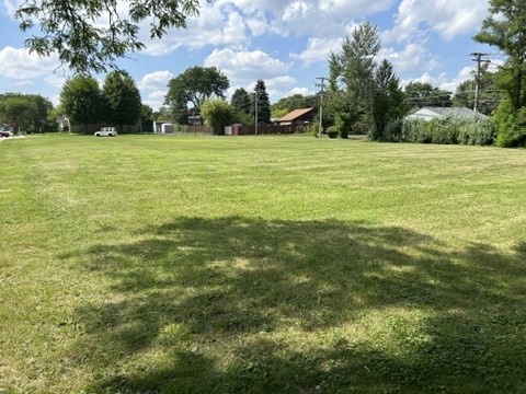2020 10th Street, Waukegan, IL