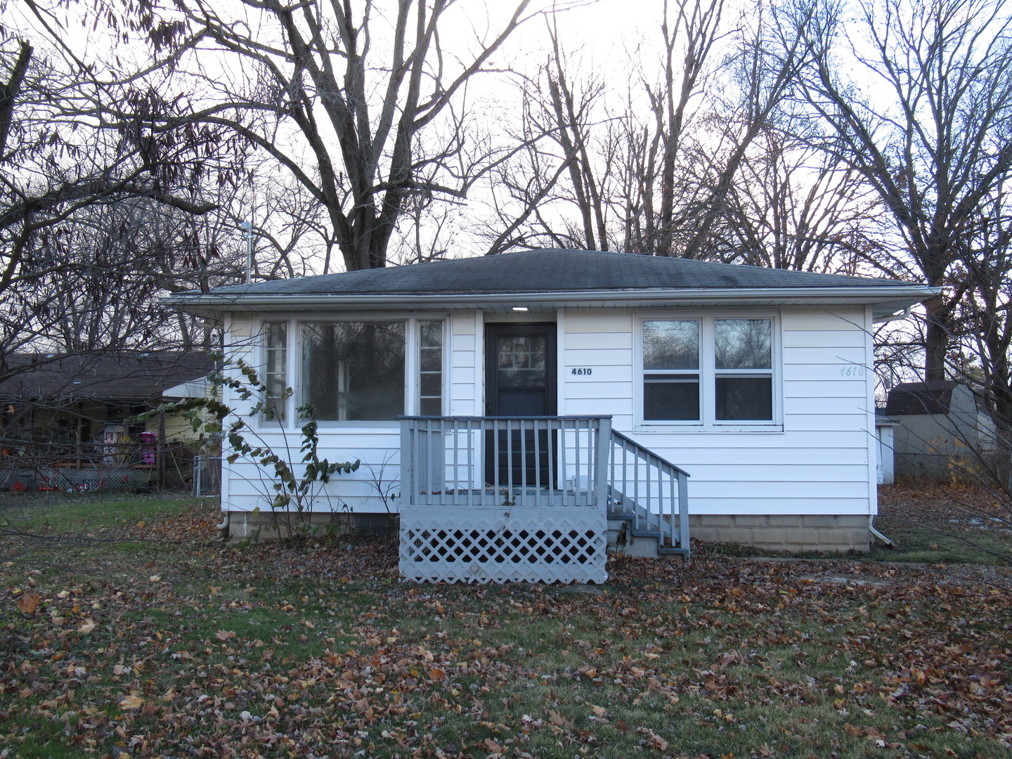 4610 W Redbud Drive, Peoria, IL
