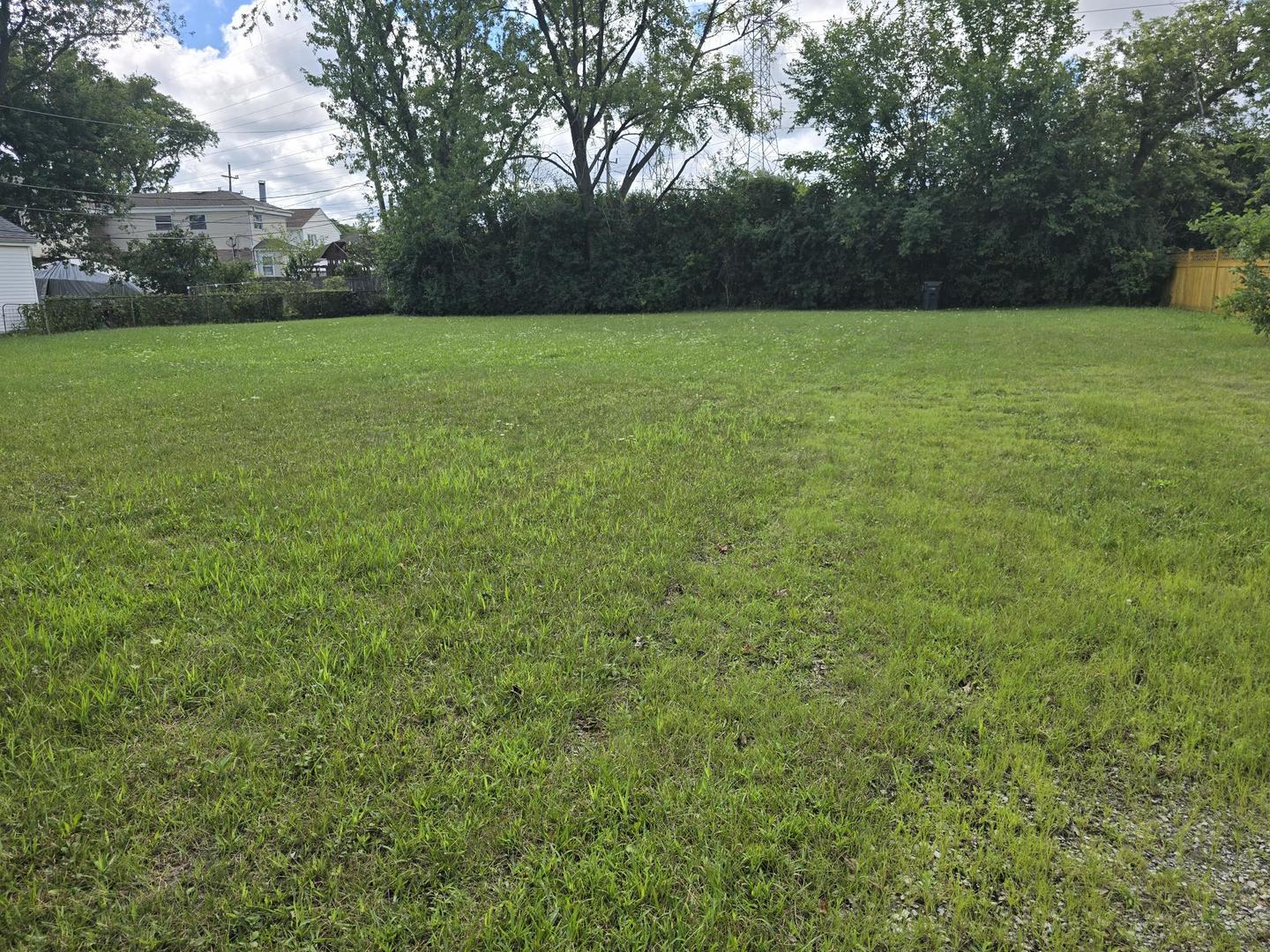 7207 Church Street, Morton Grove, IL