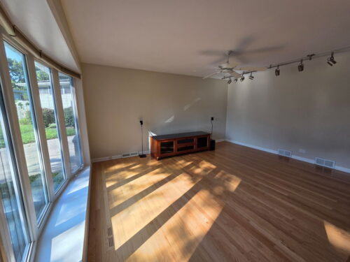 133 James Court, Glenview, IL