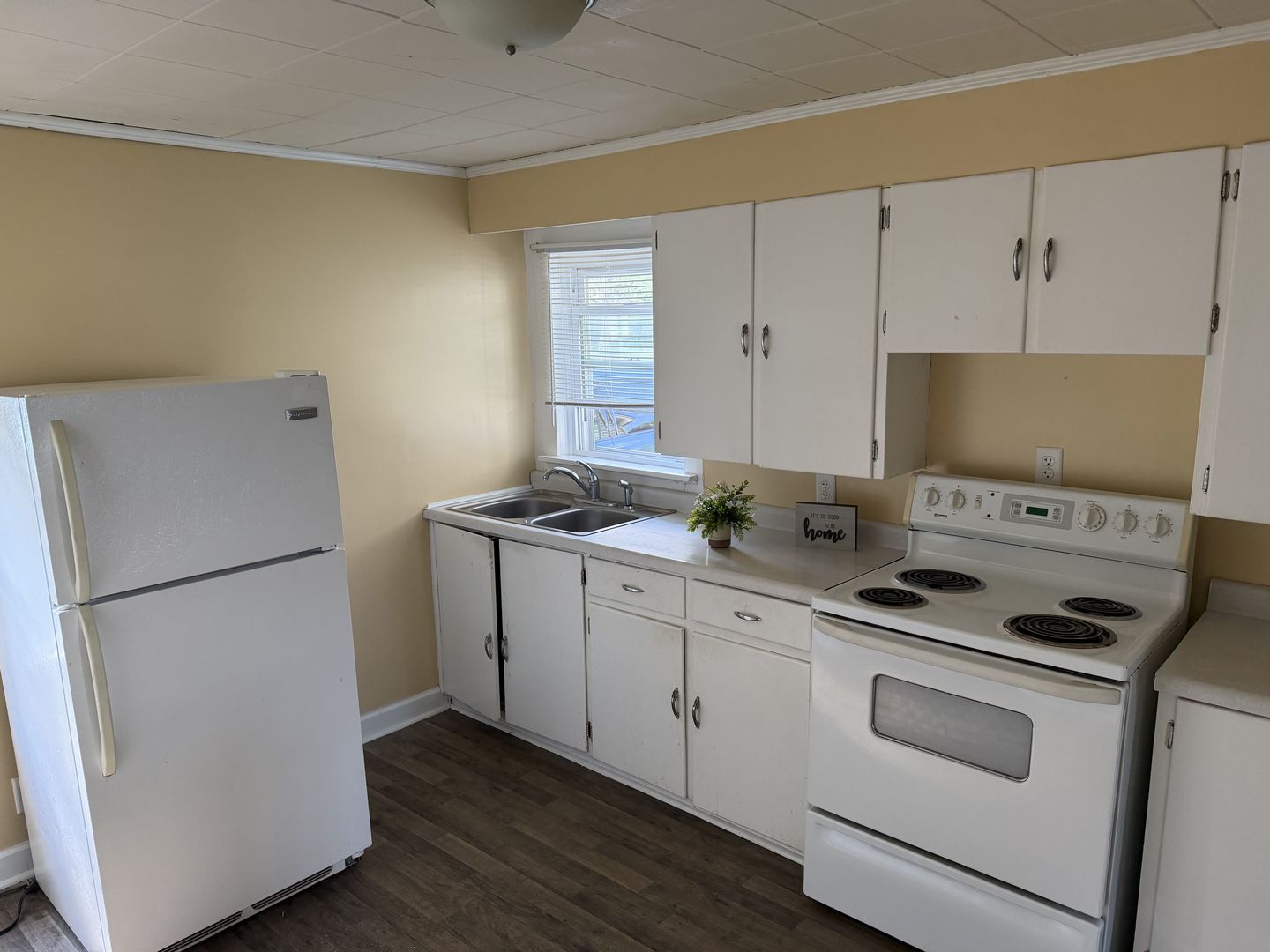 443 W Main Street, Braidwood, IL