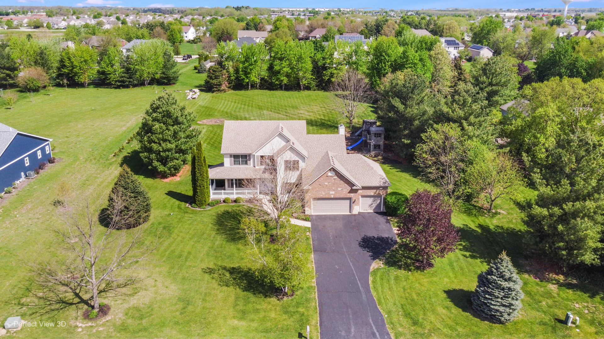 12395 Woodview Street, Plano, IL