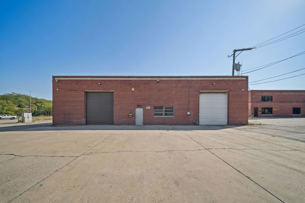 3001 E End Avenue, South Chicago Heights, IL