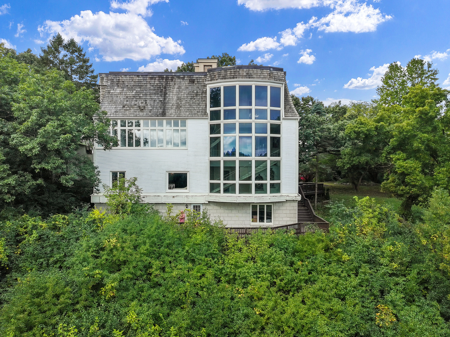 7830 N Pillow Hill Road, Spring Grove, IL