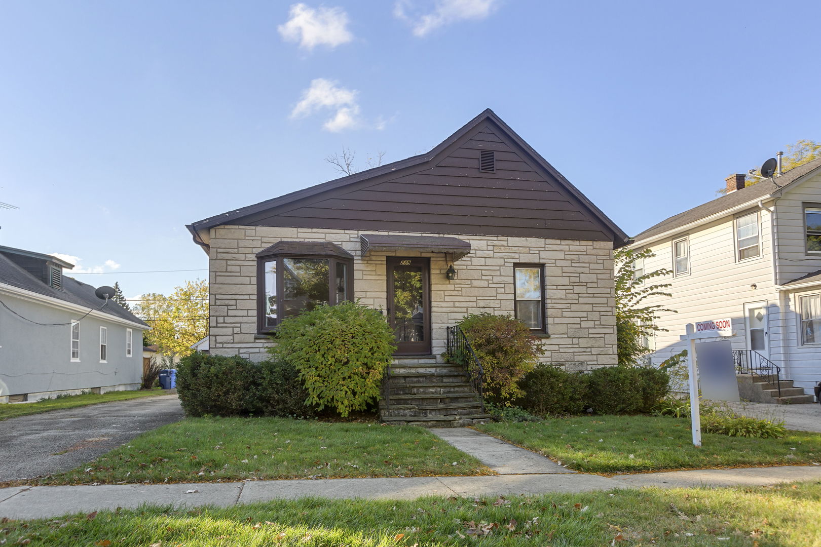 239 Sheridan Avenue, Highwood, IL