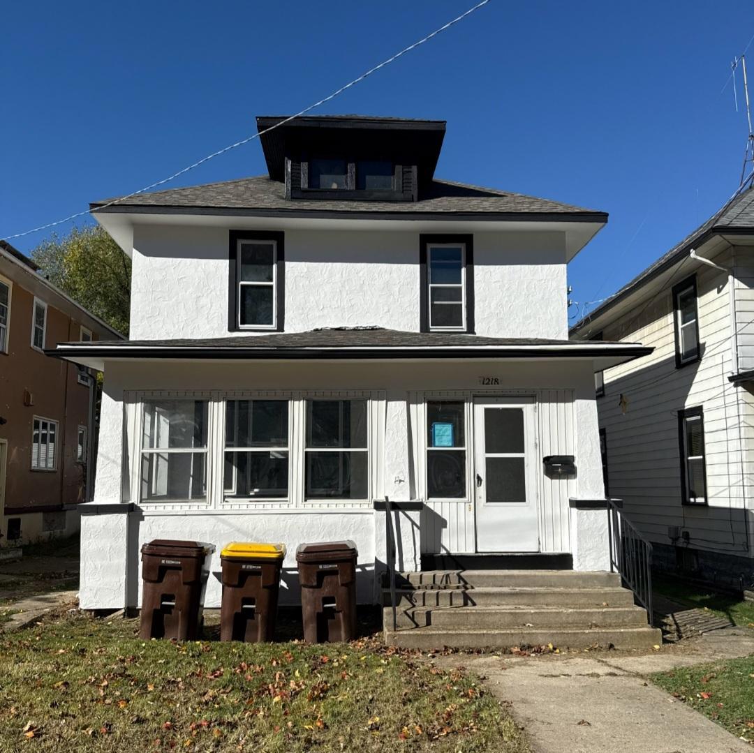 1218 S State Avenue, Freeport, IL