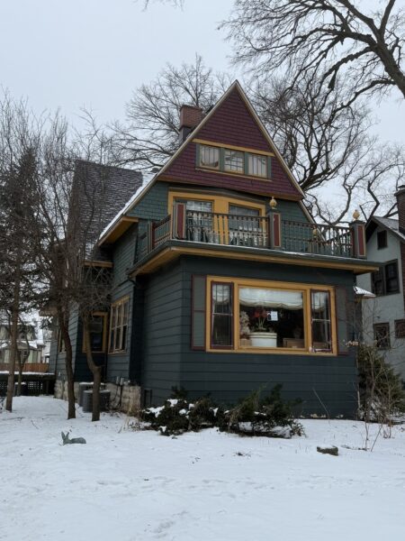 193 Herrick Road, Riverside, IL