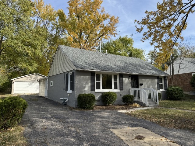 54 Mionske Drive, Lake Zurich, IL