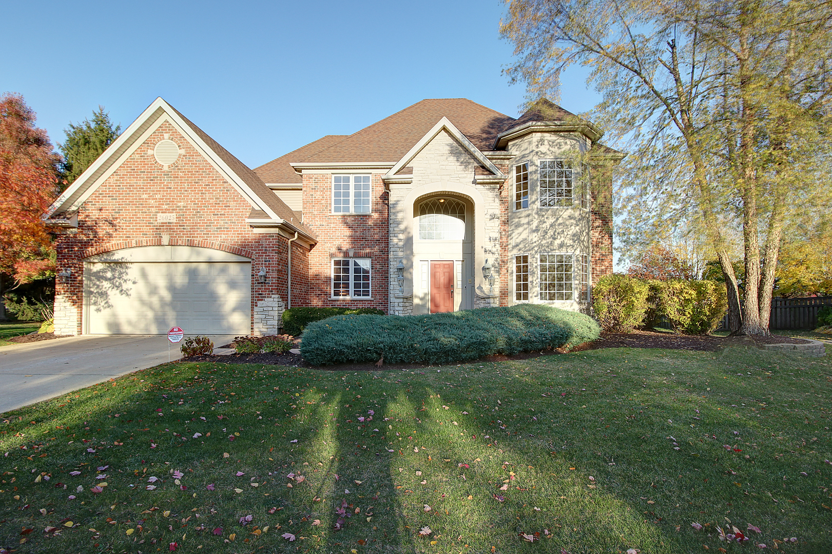 26025 Whispering Woods Circle, Plainfield, IL