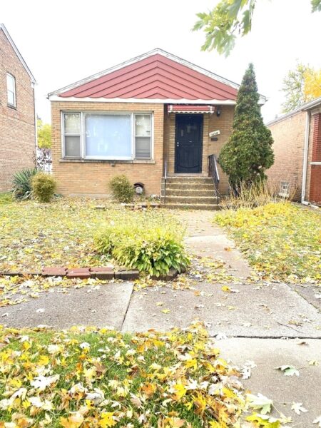 14210 S Wabash Avenue, Riverdale, IL