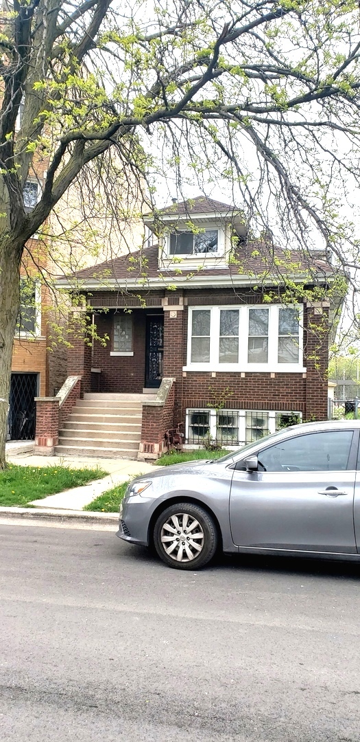 1811 S KOMENSKY Avenue #1ST, Chicago, IL