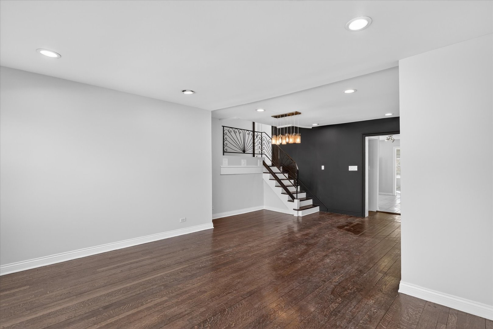 13812 Kanawha Avenue, Dolton, IL