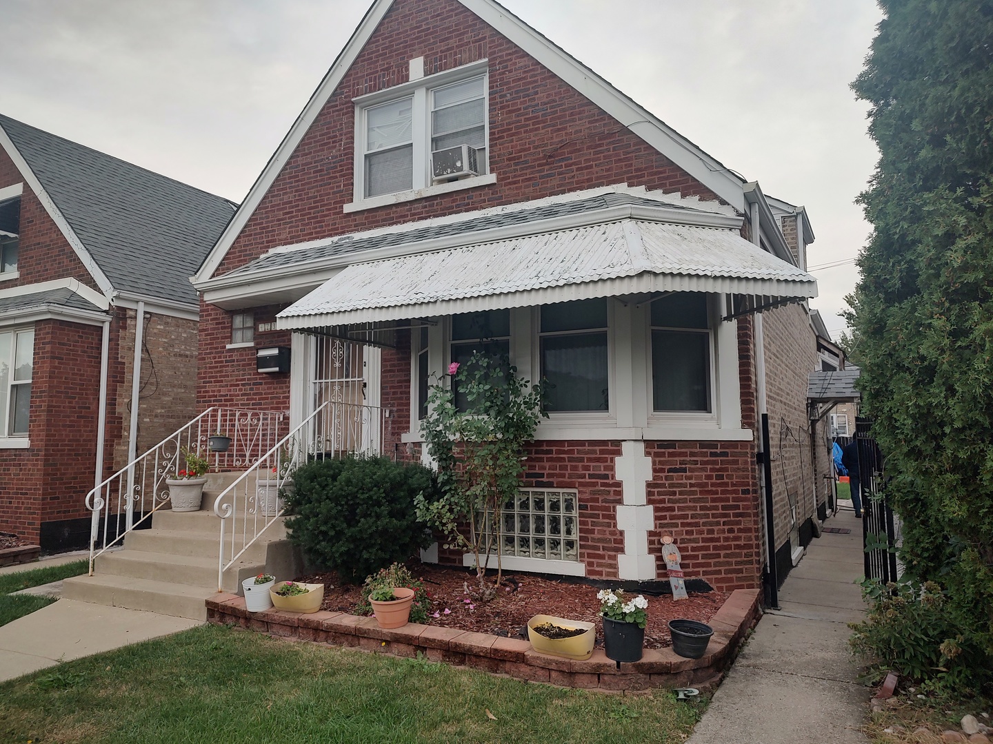 4731 S Kostner Avenue, Chicago, IL