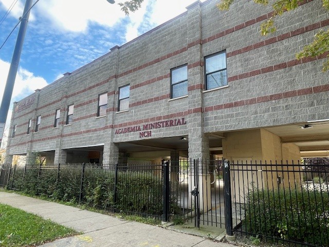 3305 W DIVISION Street, Chicago, IL