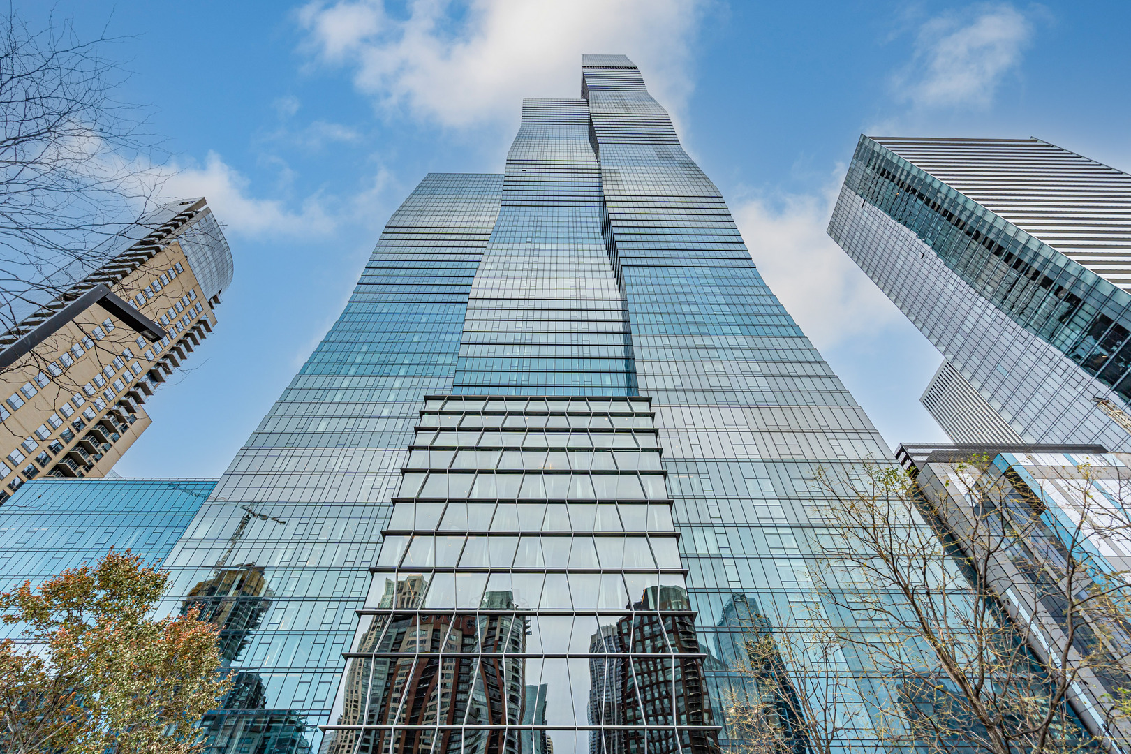 363 E Wacker Drive #1402, Chicago, IL