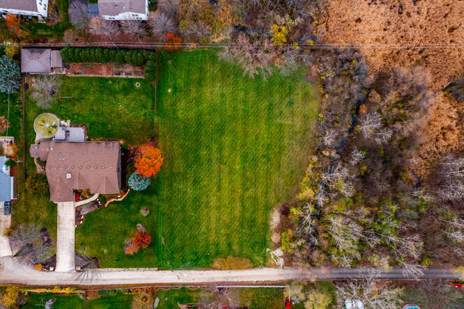 32w396 Forest Drive, Aurora, IL