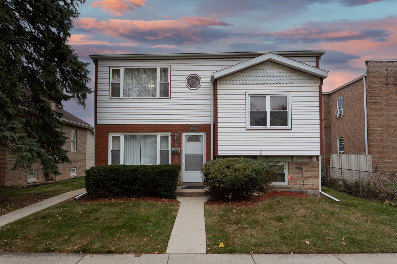 4304 Arthur Avenue, Brookfield, IL